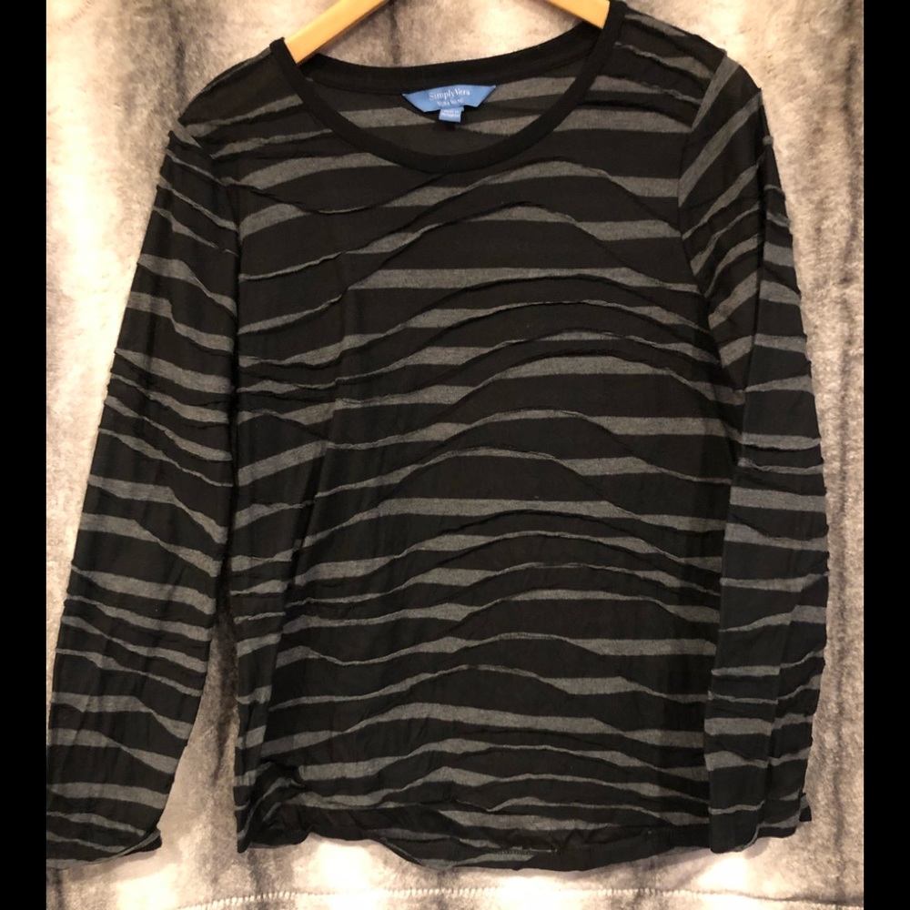 Vera Wang long sleeve blouse